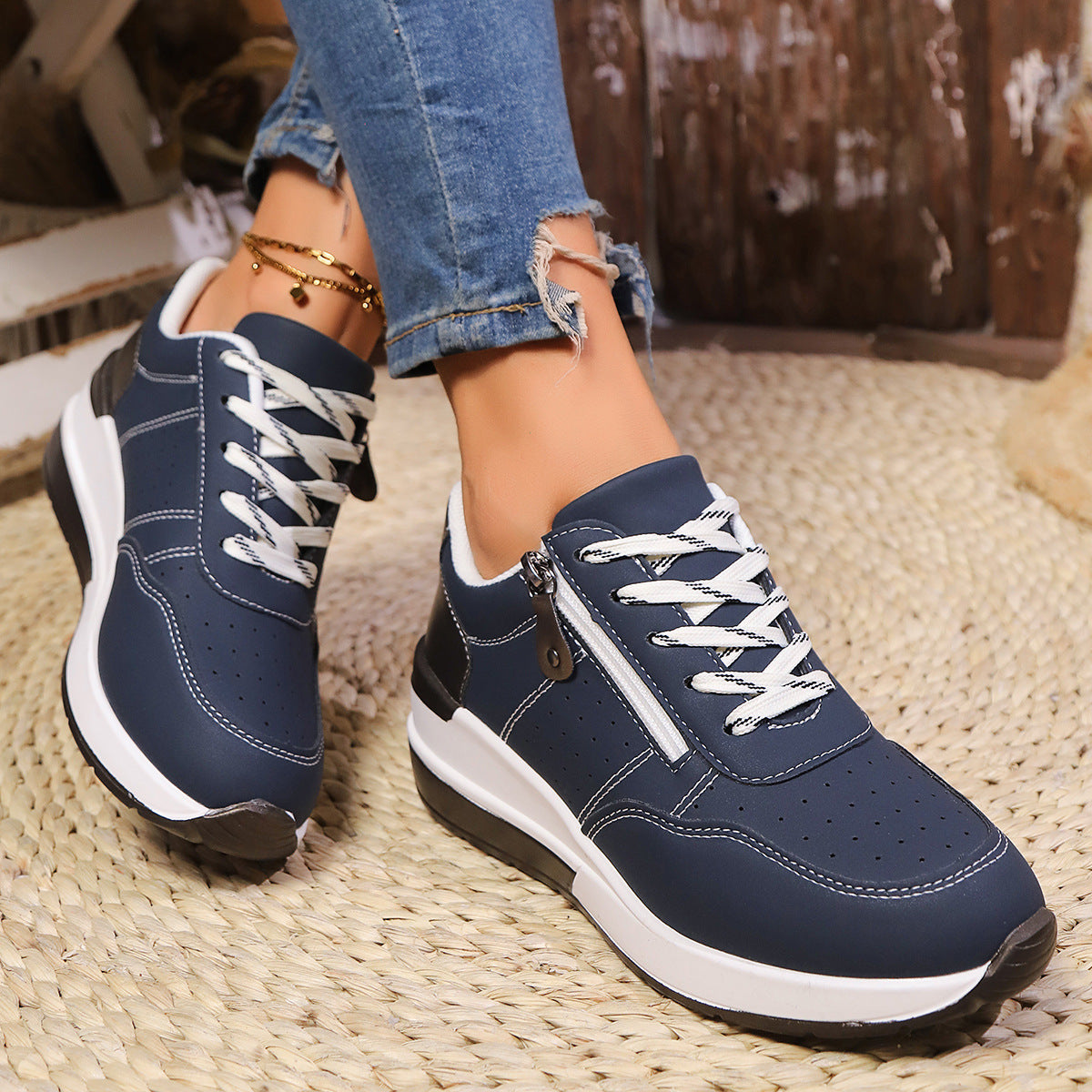 Baskets décontractées à la mode et assorties à toutes les tailles