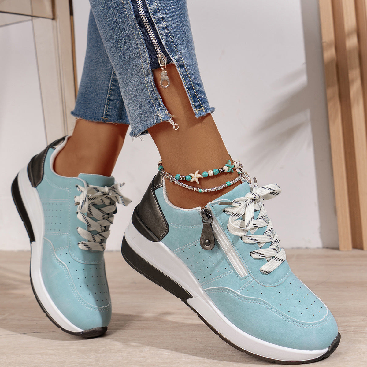 Baskets décontractées à la mode et assorties à toutes les tailles