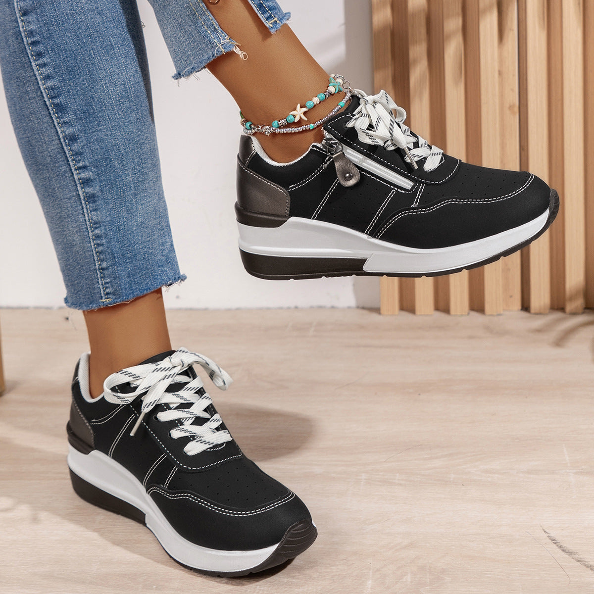 Baskets décontractées à la mode et assorties à toutes les tailles