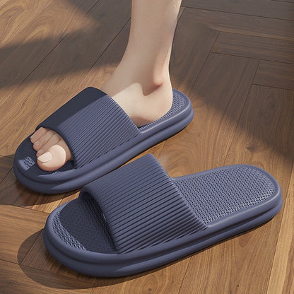 Luxlili | Chaussons d’intérieur à rayures pour femmes et hommes Laurienne Paris